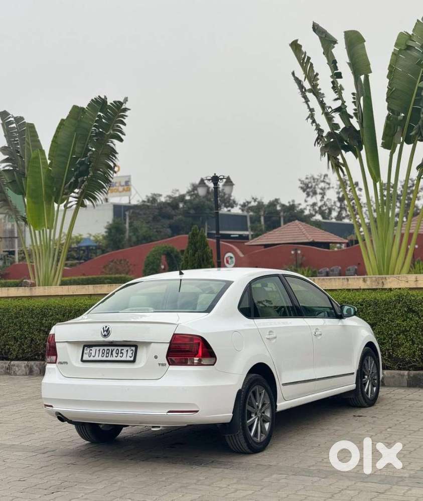 Volkswagen Vento 1.2 Tsi Highline Plus At, 2019, Petrol