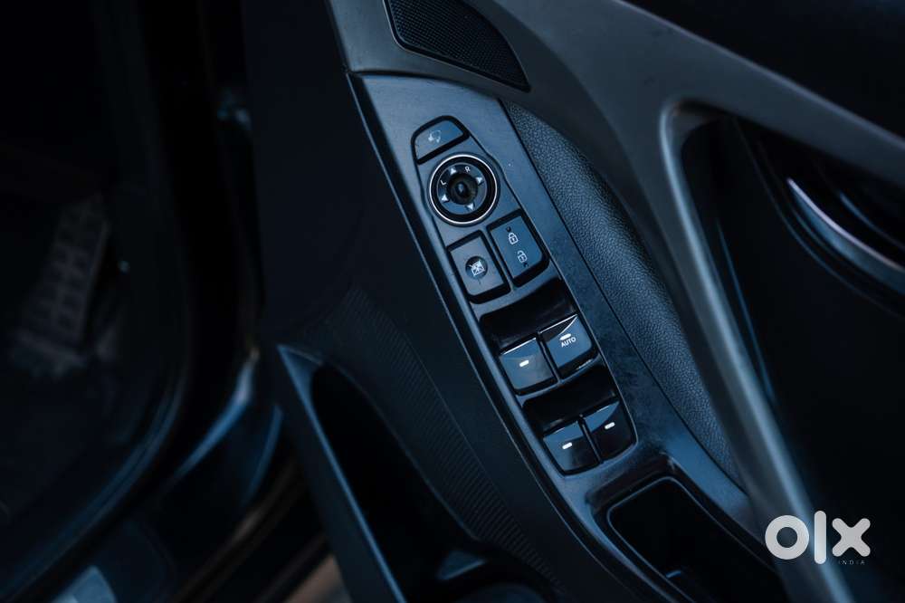 Hyundai Elantra 1.6 S, 2015, Petrol