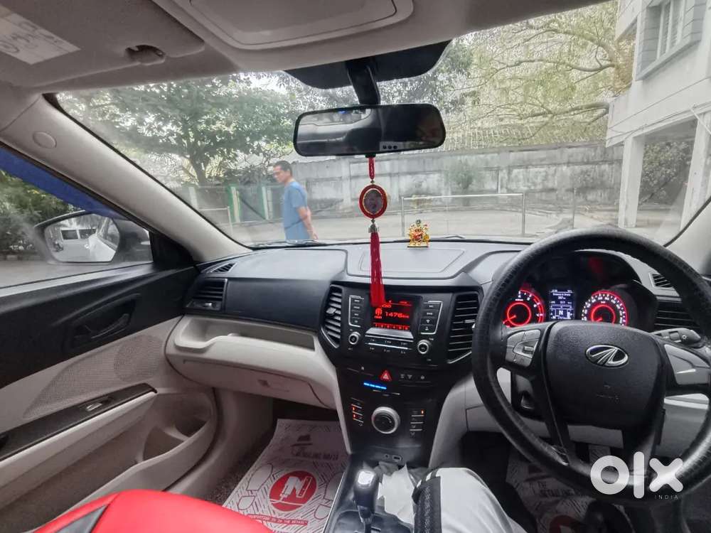 Mahindra Xuv300 2022 Petrol 17800 Km Driven