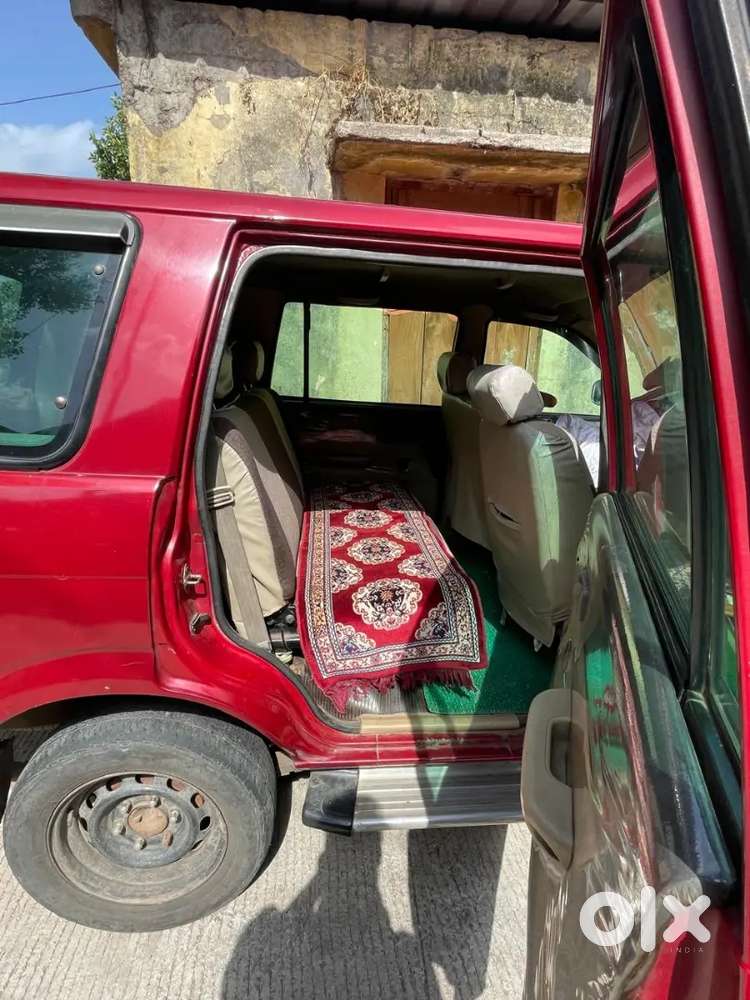 Urgent Sale Chevrolet Tavera Neo 10 Seater