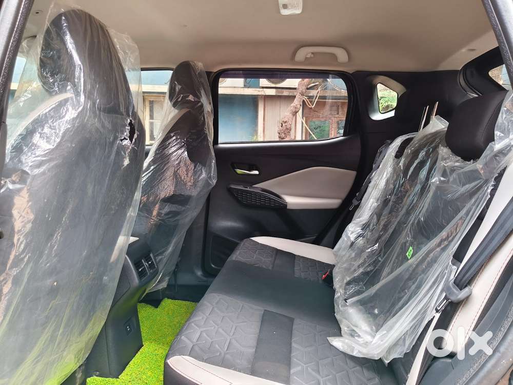 Nissan Magnite, 2025, Petrol