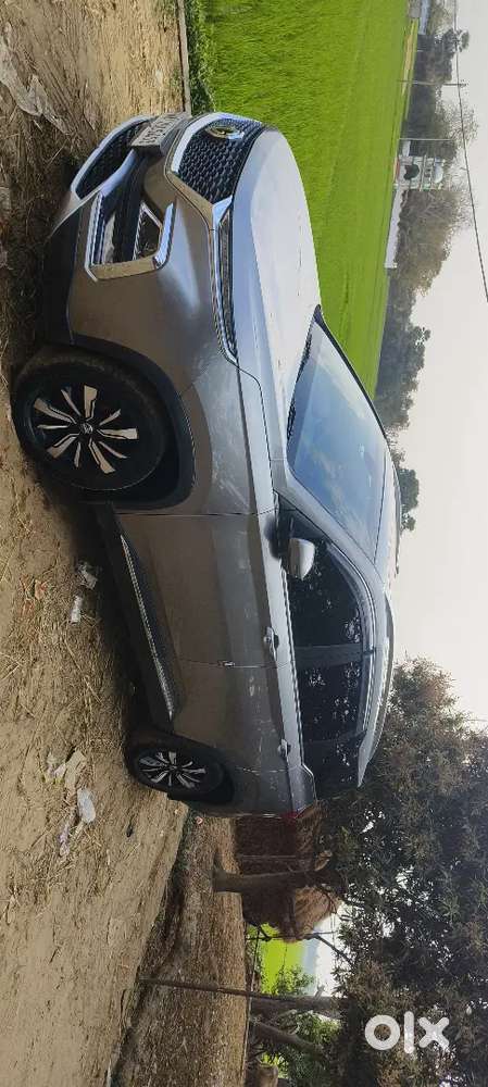 Mg Hector Plus 2020 Petrol 36000 Km Driven