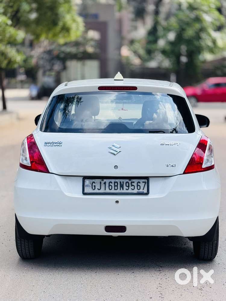 Maruti Suzuki Swift Vxi Abs Bsiv, 2017, Cng & Hybrids