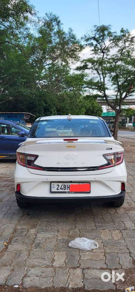 Hyundai Aura 1.2 Sx Cng, 2024, Cng & Hybrids