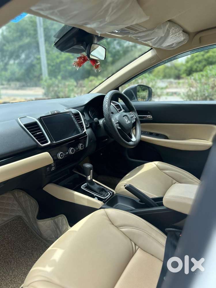 Honda City V At, 2025, Petrol