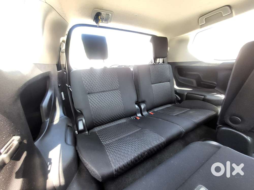 Toyota Innova Crysta [2020-ongoing] 2.4 Gx At 7 Str, 2021, Diesel