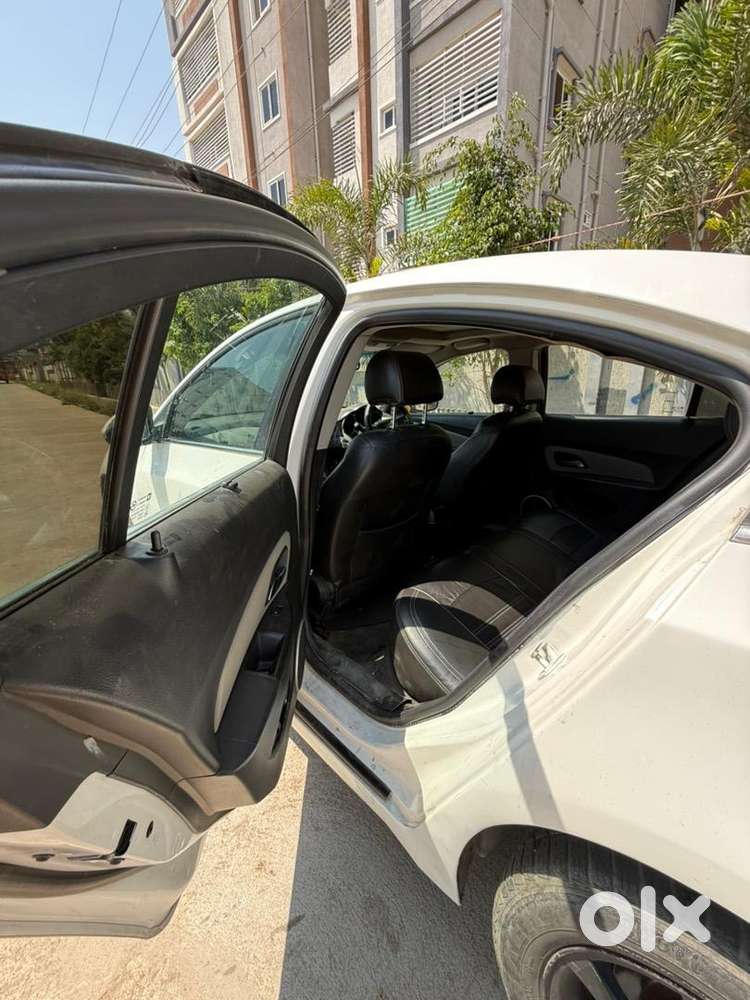 Chevrolet Cruze 2011 Diesel Well Maintained