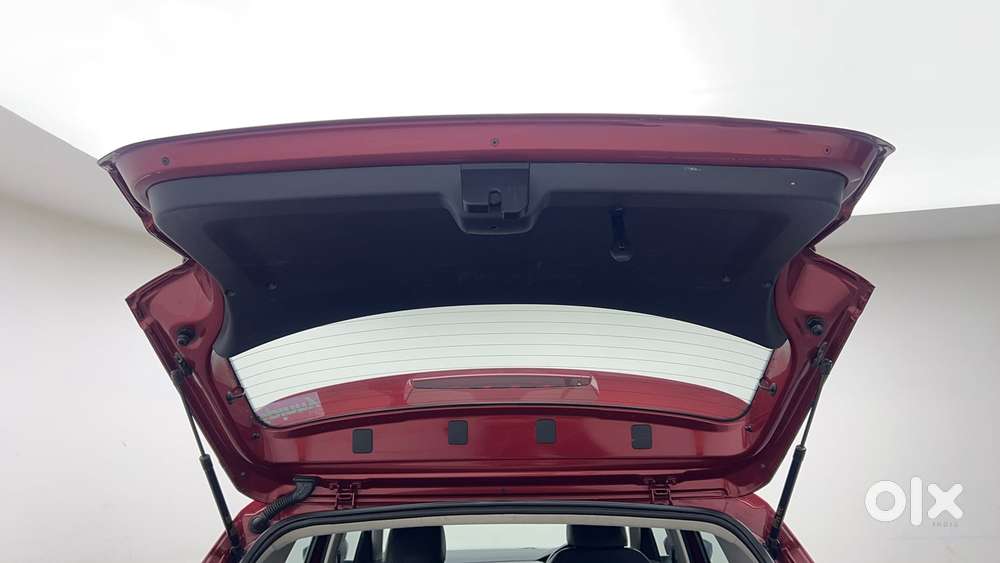 Volkswagen Taigun Topline 1.0 Tsi At (electric Seats), 2021, Petrol