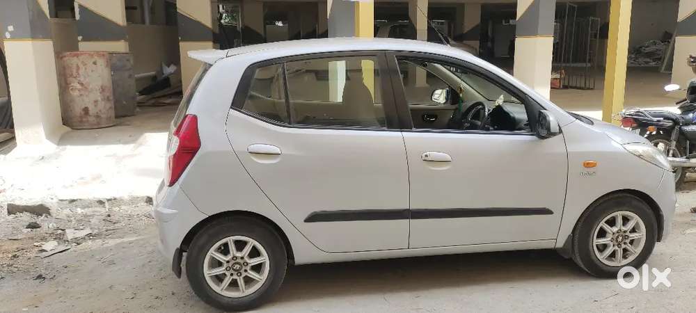 Hyundai I10 Sportz Petrol Manual 2015
