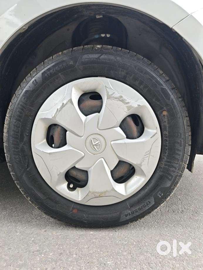 Tata Tiago 1.2 Revotron Xt, 2018, Petrol