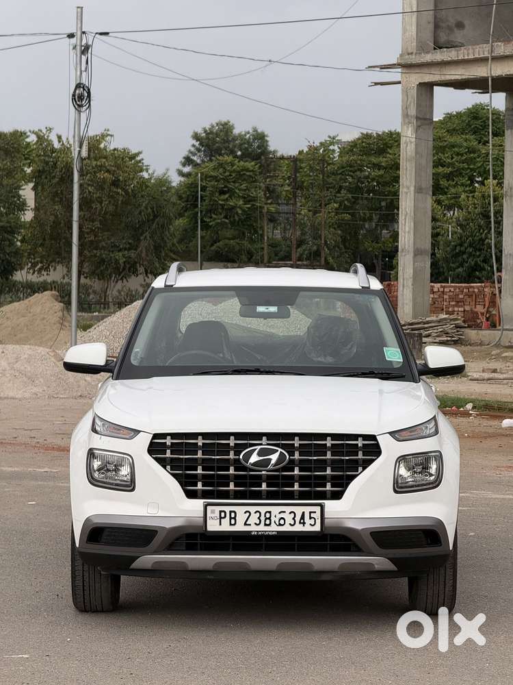 Hyundai Venue S (o) 1.0 Turbo Mt, 2021, Petrol