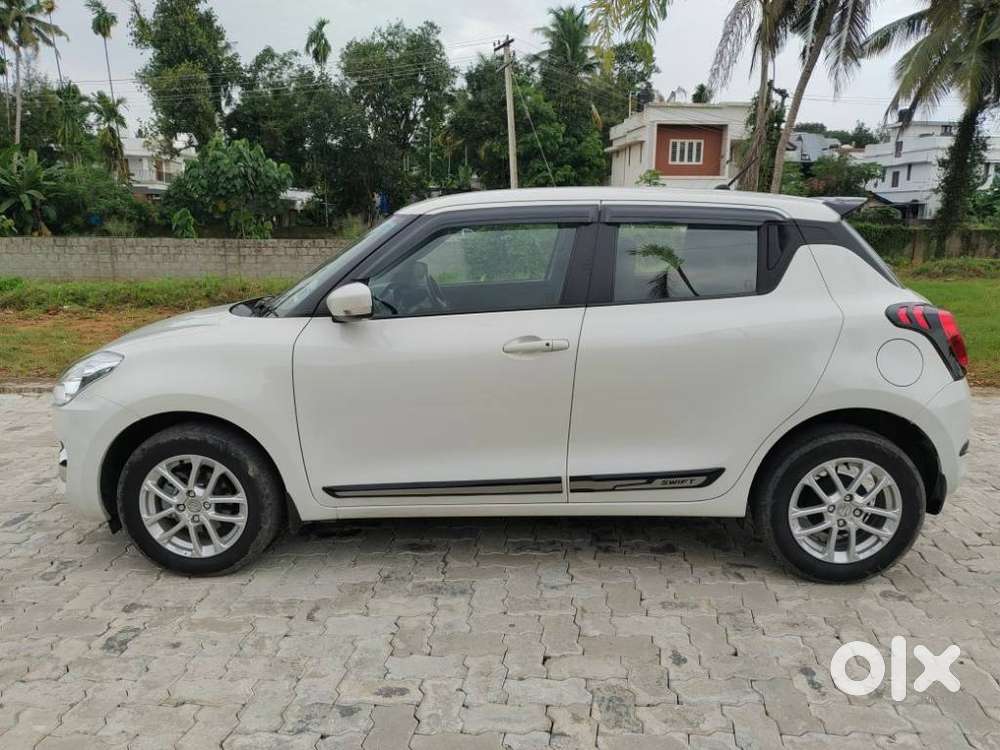 Maruti Suzuki Swift Vvt Zxi, 2022, Petrol
