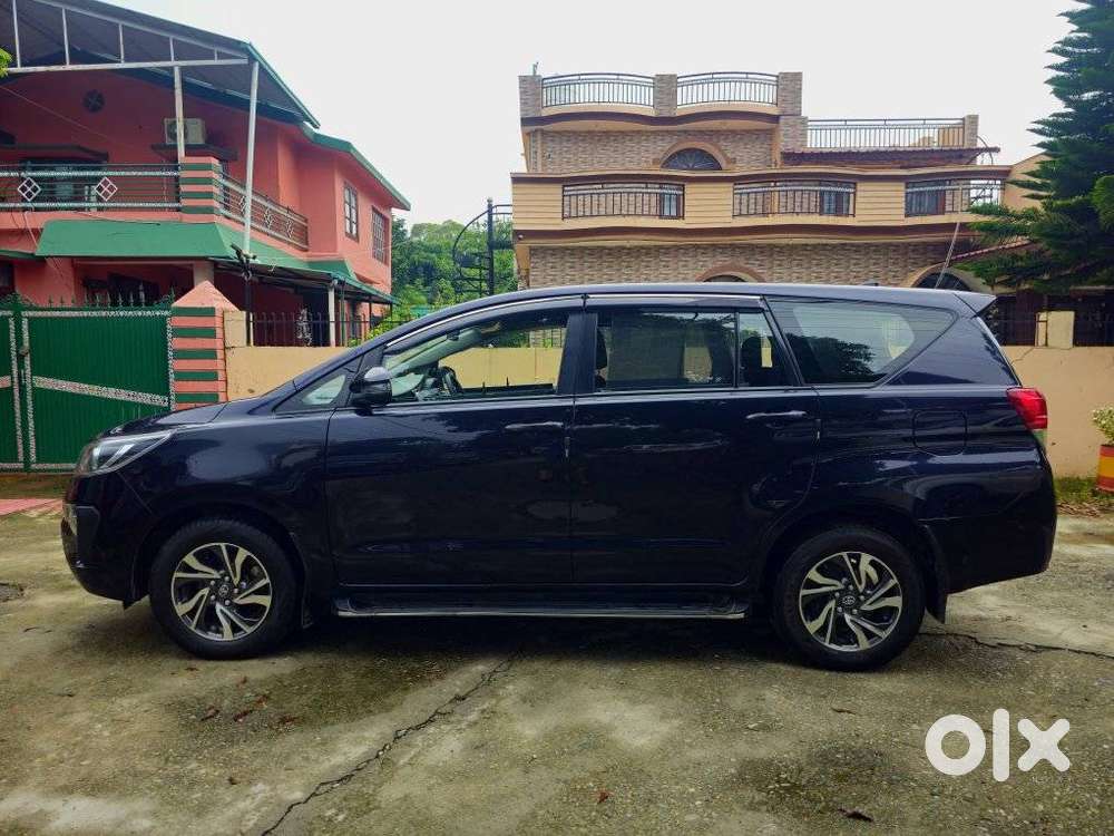 Toyota Innova Crysta [2020-ongoing] 2.4 Gx At 7 Str, 2022, Diesel