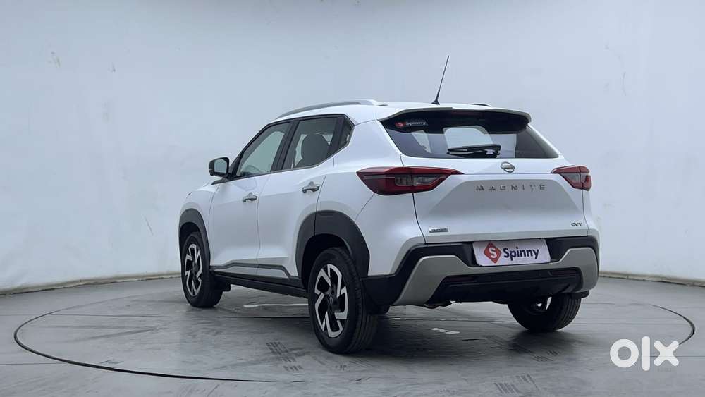 Nissan Magnite 1.0 Xv Premium Turbo Cvt, 2022, Petrol