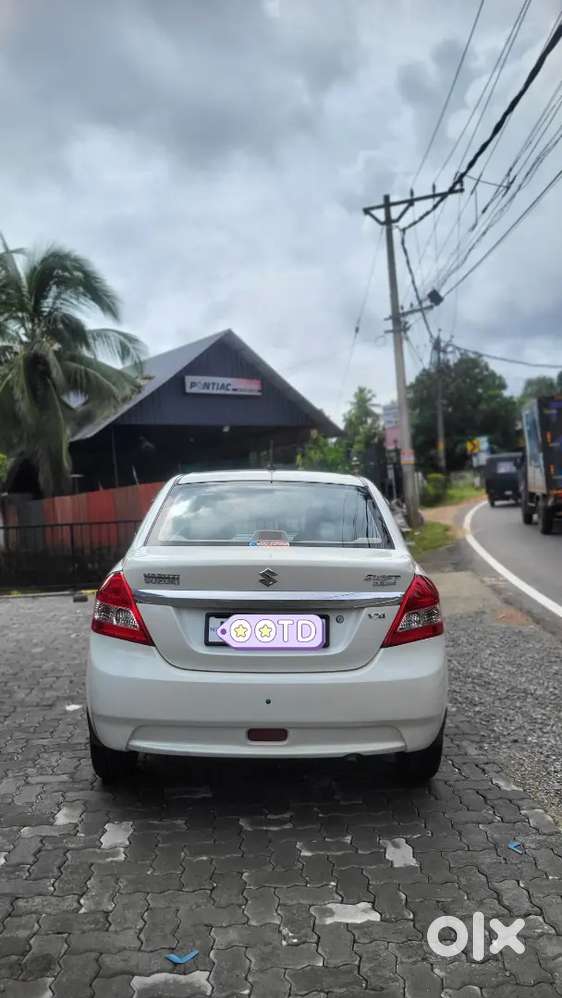 Family Used Car.recently Service Done,good Tyre,new Battery