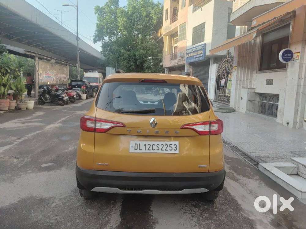 Renault Triber Rxz, 2020, Petrol