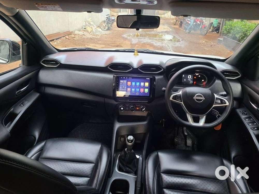 Nissan Magnite, 2025, Petrol