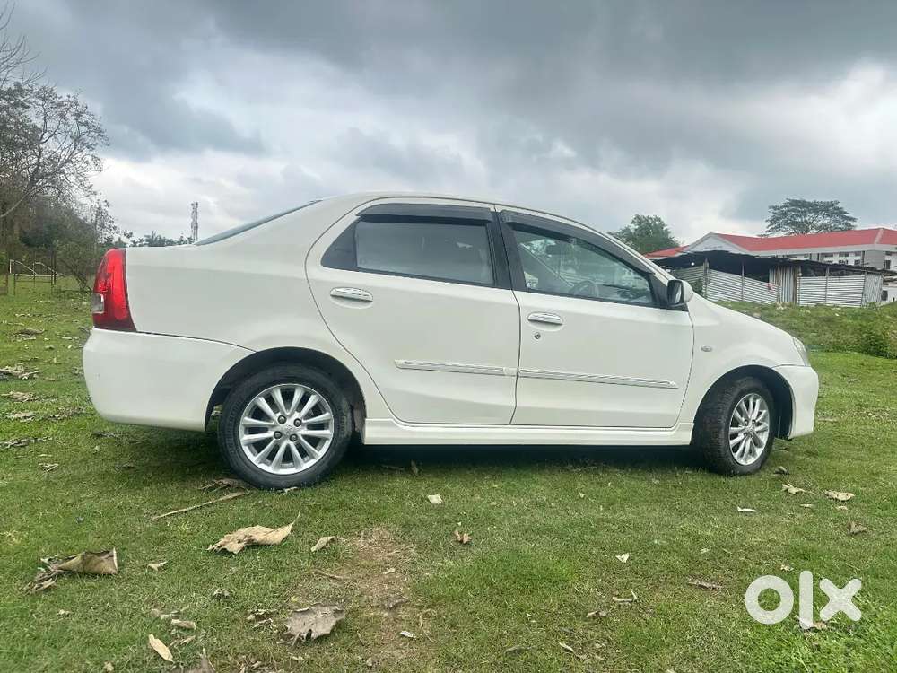 Toyota Etios 2011 Petrol 73000 Km Driven