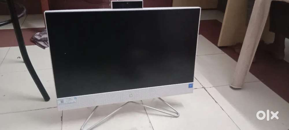 HP All-in-One PC (Screen Broken, Works with External Monitor)