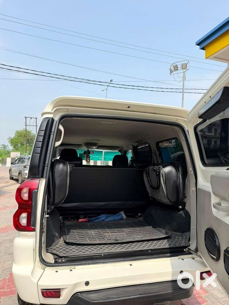 Mahindra Scorpio Classics5 Fully Converted To S11