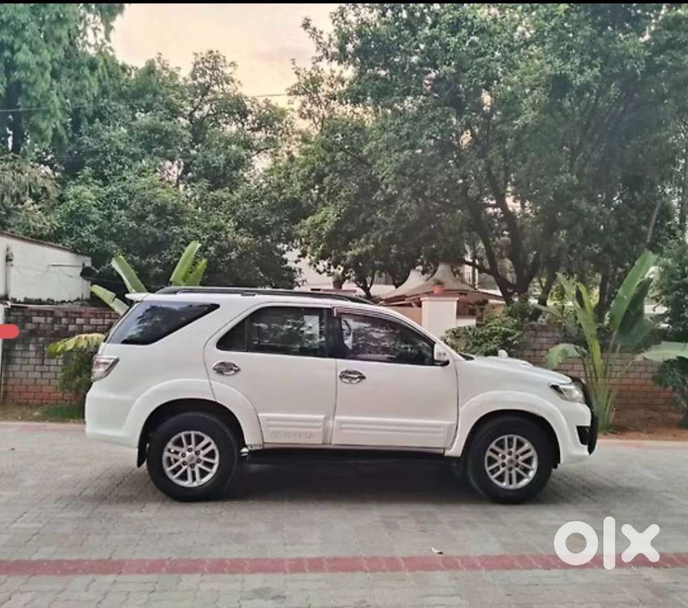 Toyota Fortuner 4x4 At, 2012, Diesel