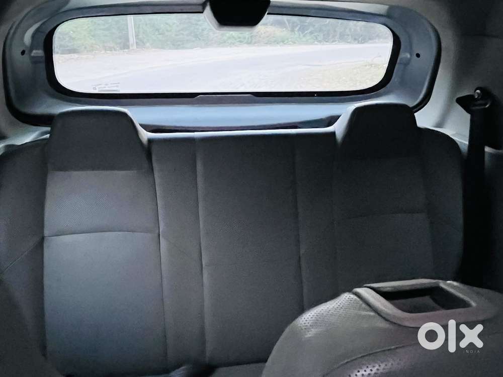 Mahindra Kuv 100, 2017, Diesel