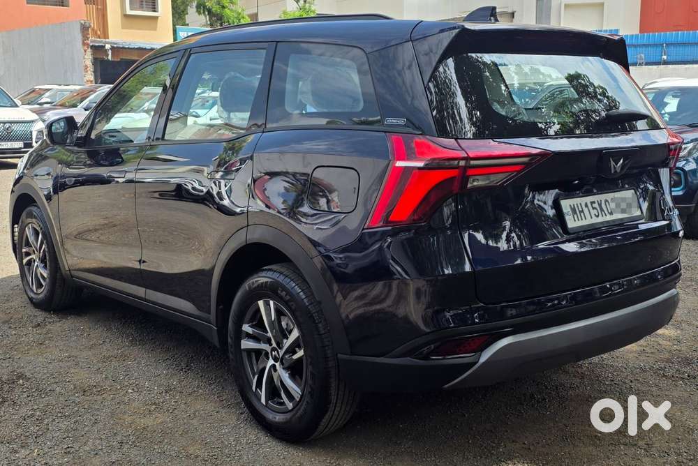 Mahindra Xuv700 2.2 Ax 5 Diesel At 7 Str, 2025, Diesel