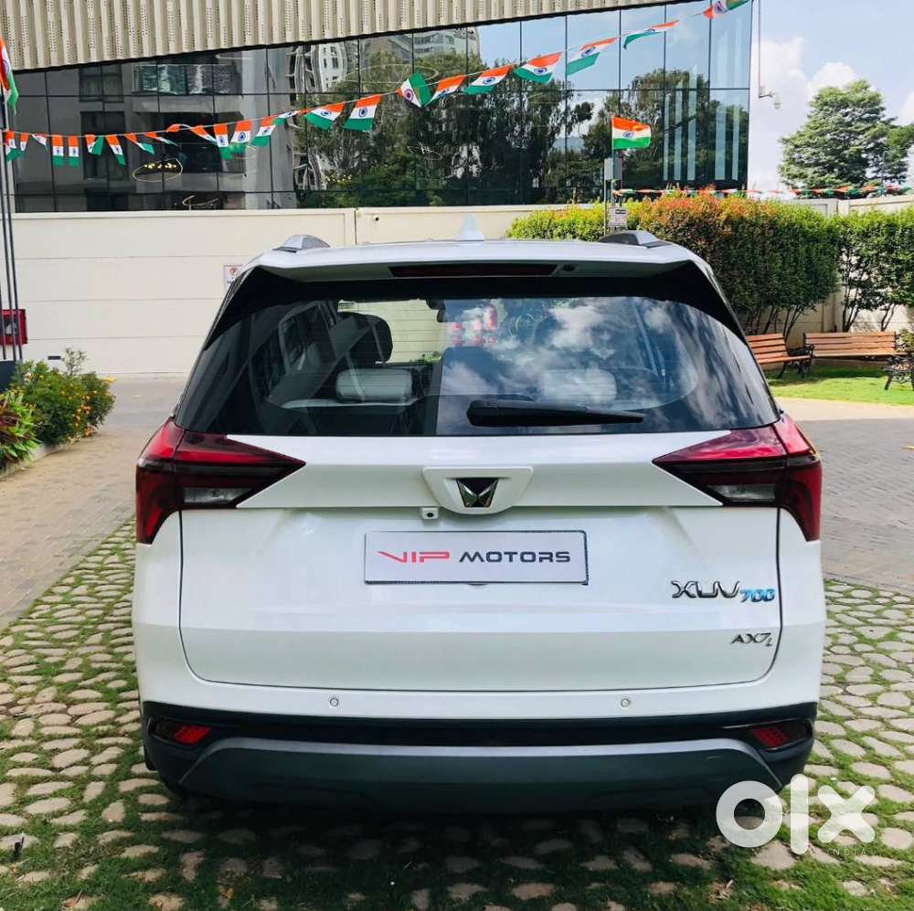 Mahindra Xuv700 2.2 Ax 7 Diesel At Luxury Pack Str Awd, 2022, Diesel