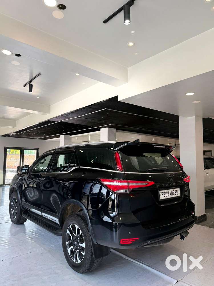 Toyota Fortuner 4x2 At 2.8 Diesel, 2022, Diesel