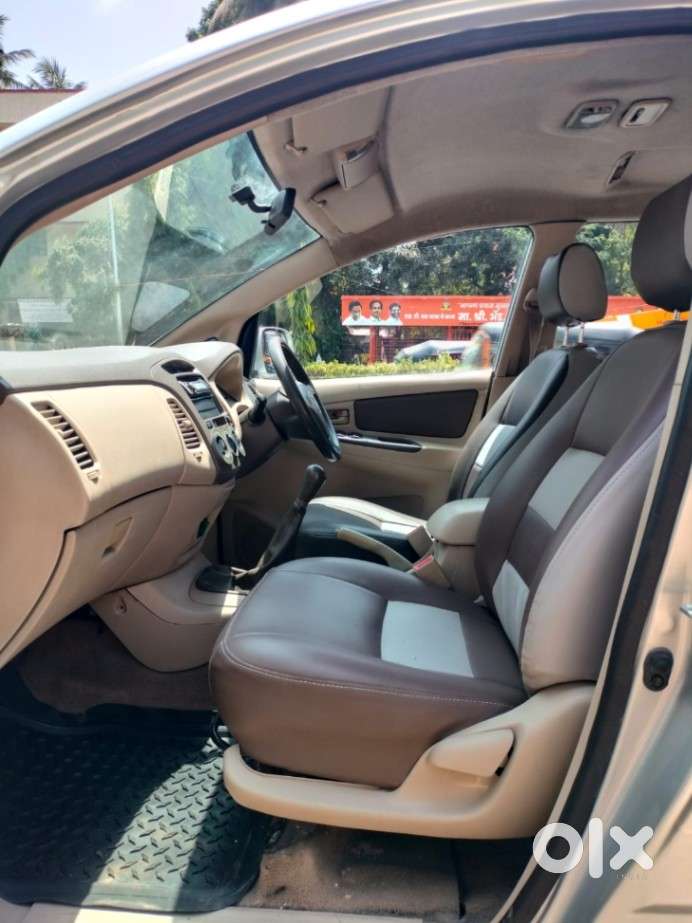 Toyota Innova 2.5 G (diesel) 8 Seater, 2007, Diesel