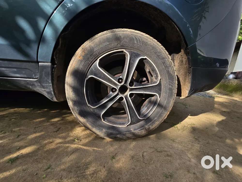 Mahindra Marazzo Diesel 2019