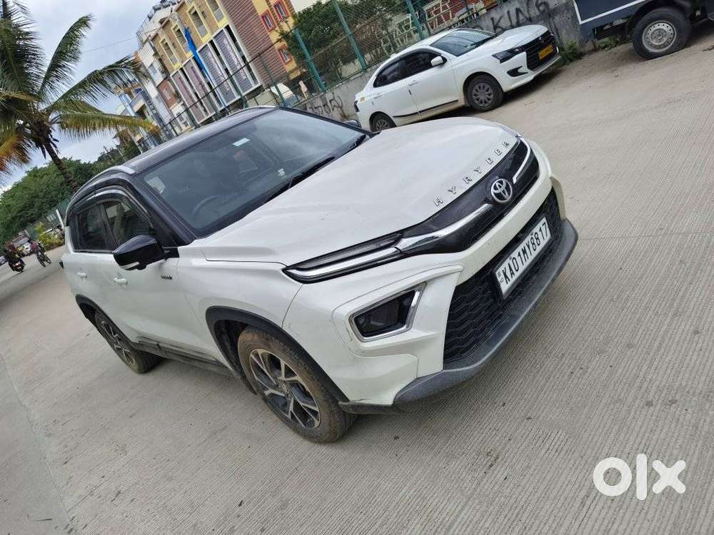 Toyota Urban Cruiser Hyryder V Hybrid Aero Edition, 2023, Petrol