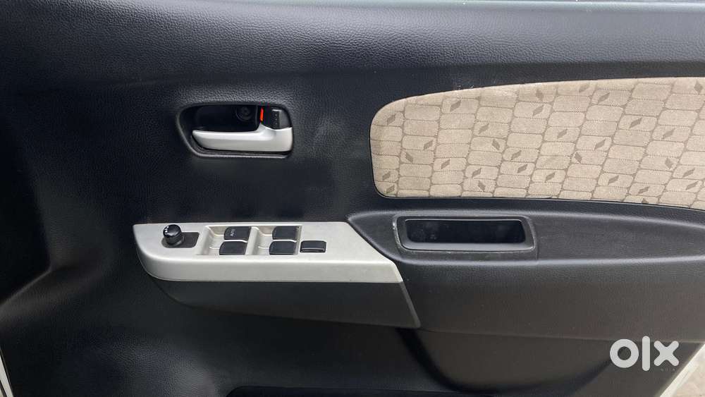 Maruti Suzuki Wagon R 1.0 2015-2019 Vxi Amt, 2015, Petrol