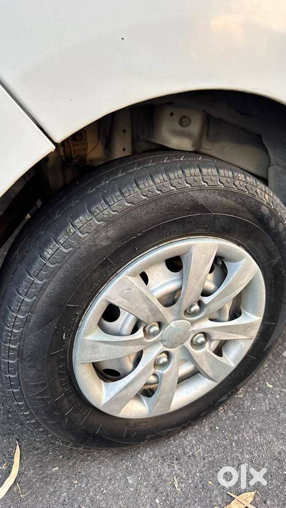 2017 Hyundai Eon Era Petrol 2-seater