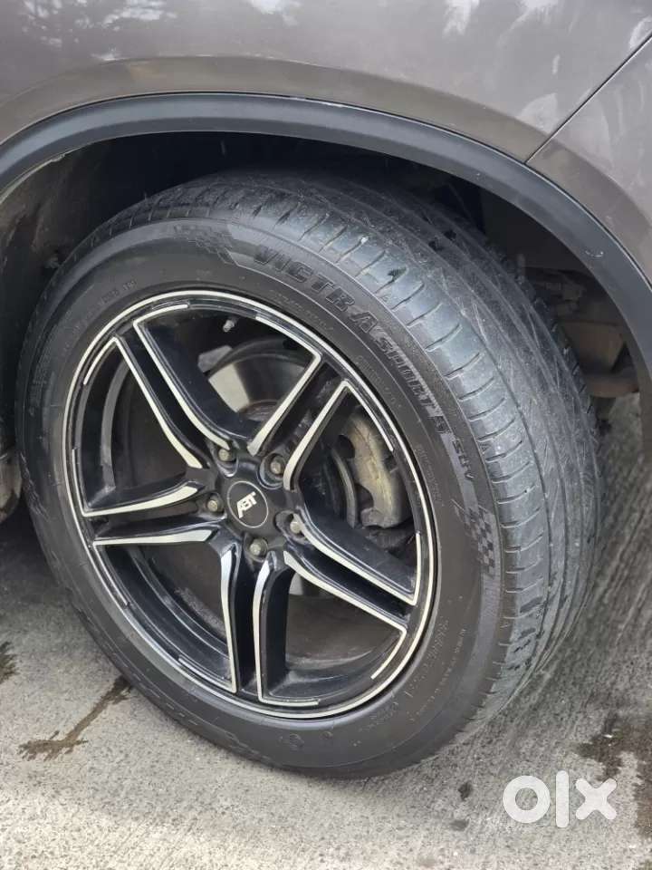 Mahindra Alturas G4 4wd At, 2019, Diesel
