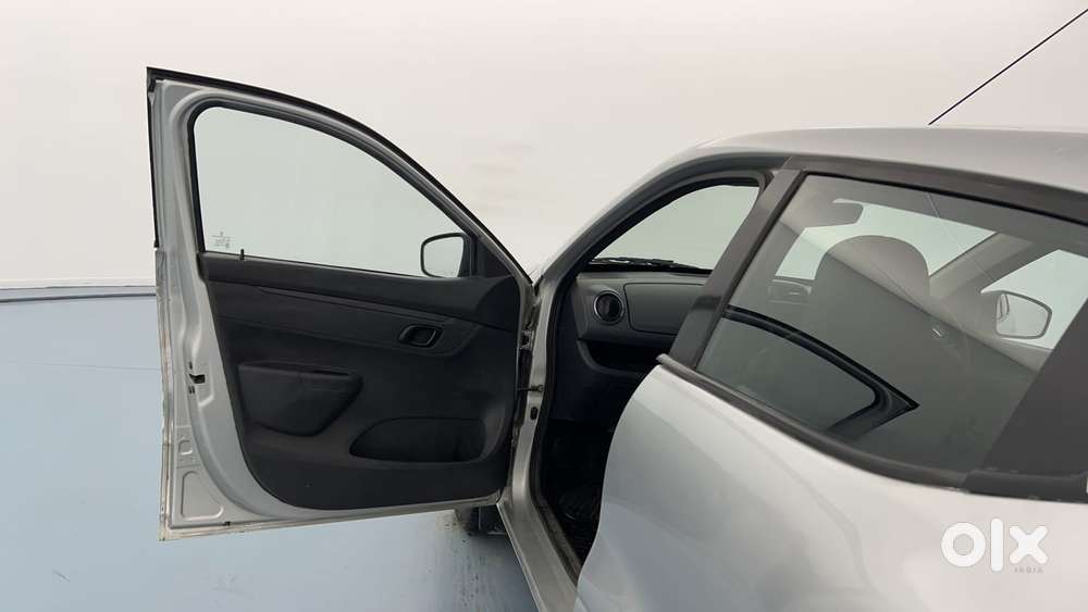 Renault Kwid 1.0 Rxt, 2016, Petrol