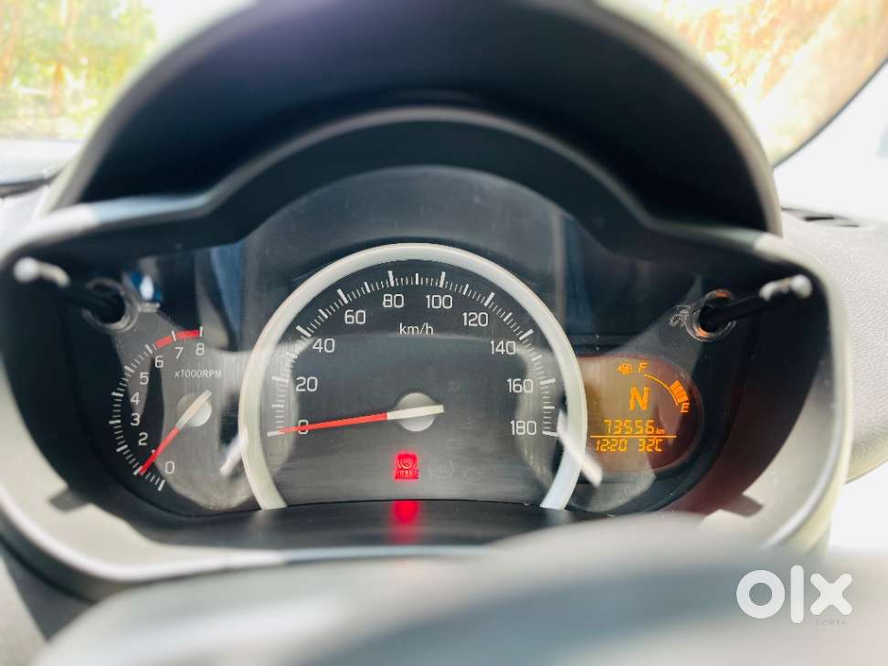 Maruti Suzuki Celerio 1.0 Vxi Amt, 2017, Petrol