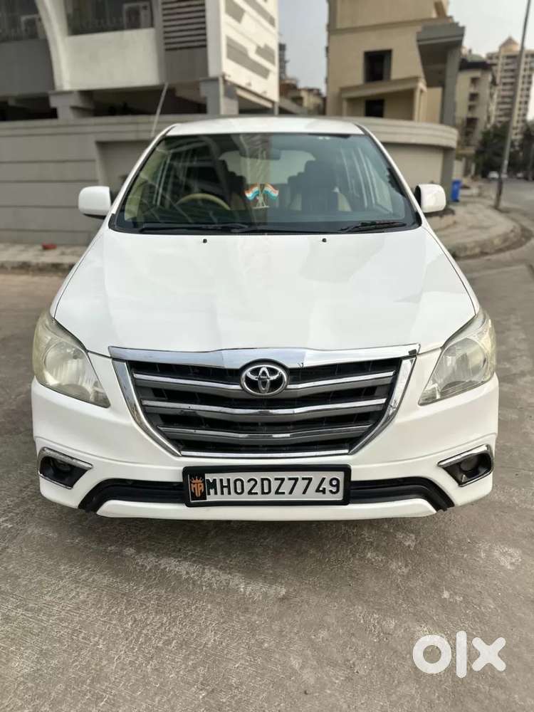 Toyota Innova 2.5 G (diesel) 8 Seater Bs Iv, 2015, Diesel