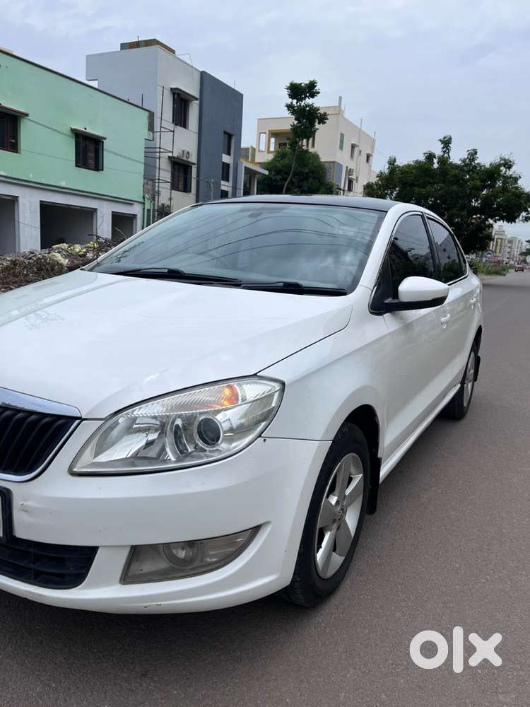 Skoda Rapid 1.5 Tdi At Style, 2015, Diesel
