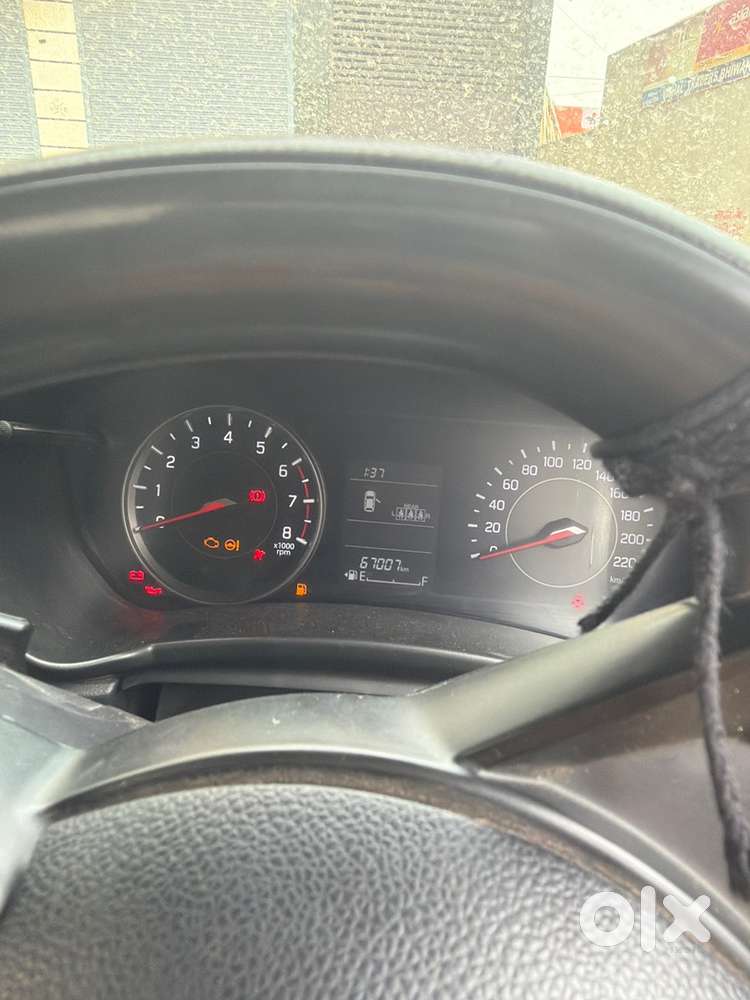 Maruti Suzuki Swift 2024 Petrol Manual