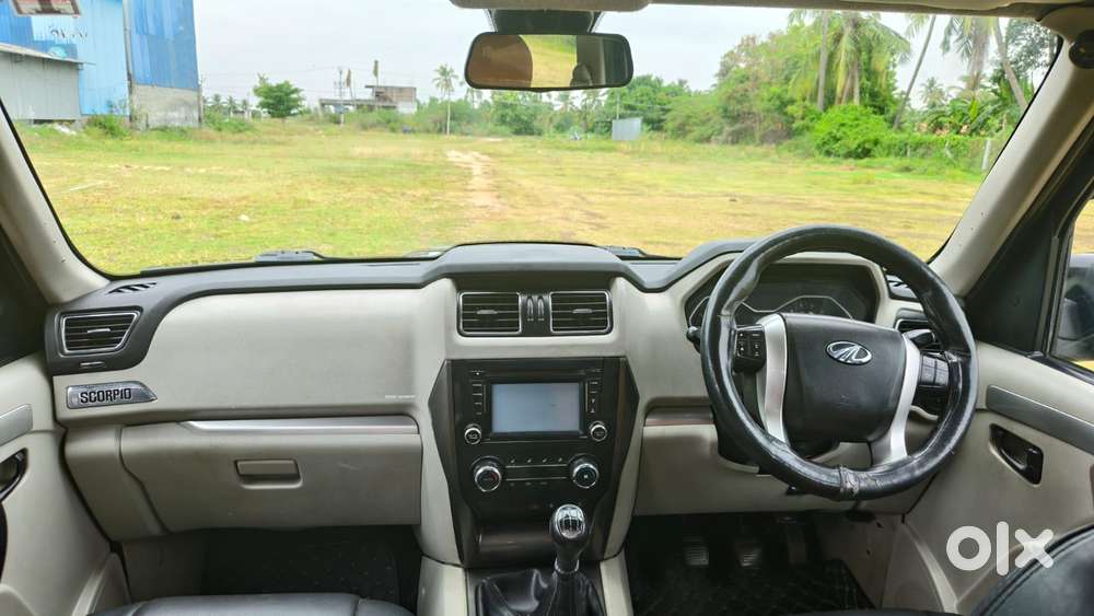 Mahindra Scorpio S10, 2015, Diesel