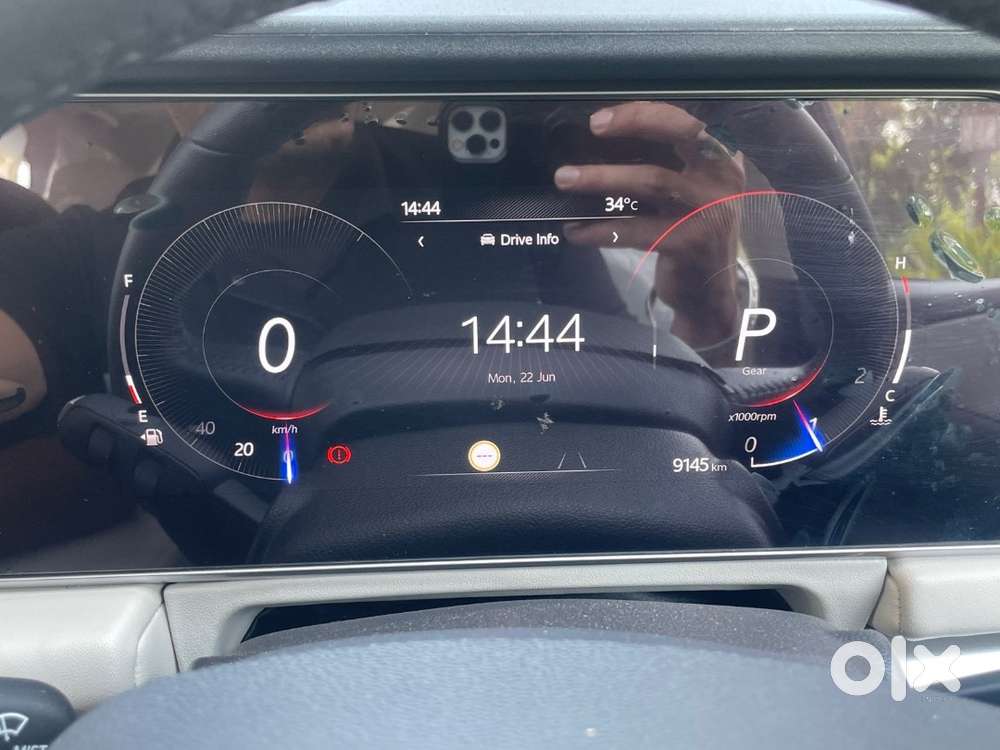 Mahindra Xuv700 2024 Diesel 9000 Km Driven