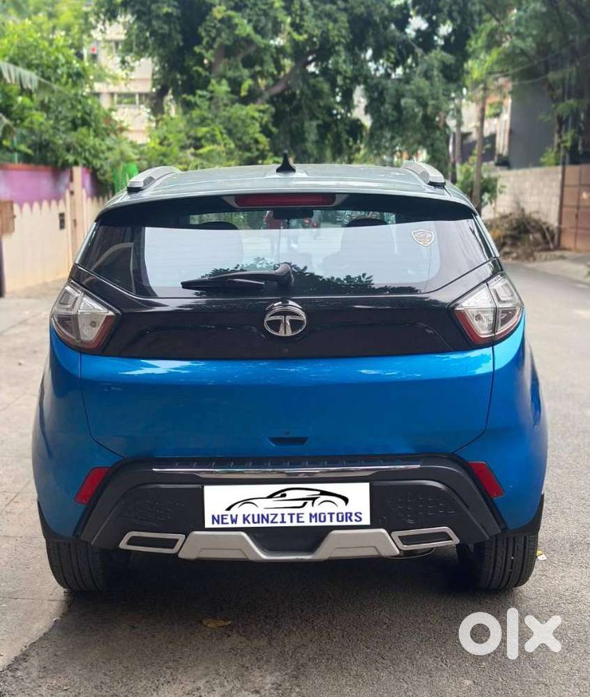 Tata Nexon 1.2 Revotron Xza Plus, 2020, Petrol