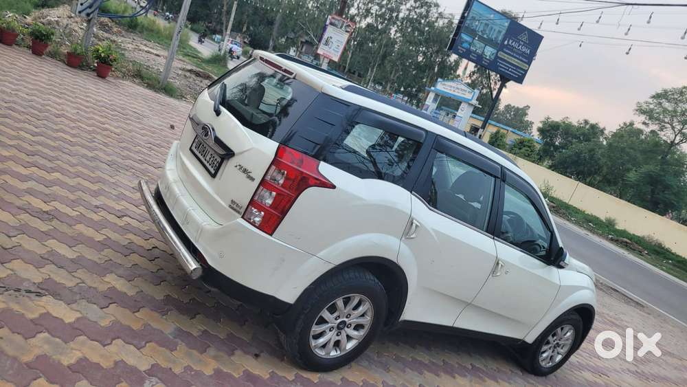 Mahindra Xuv500 At W10 Awd, 2016, Diesel