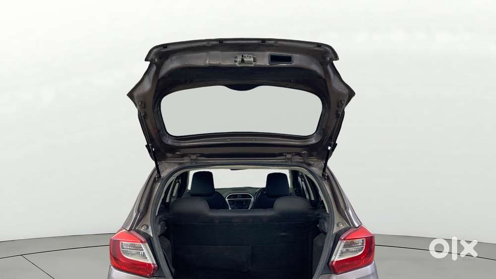 Tata Tiago 1.2 Revotron Xt, 2017, Petrol