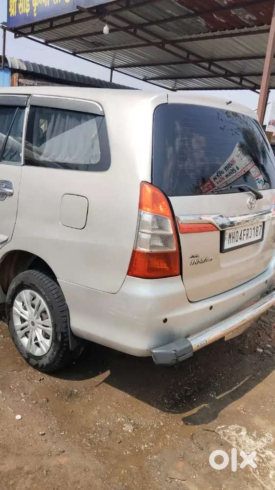 2012 Toyota Innova G Diesel Private 7st