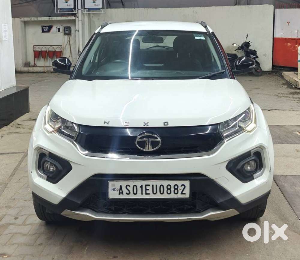 Tata Nexon 1.2 Revotron Xza Plus, 2022, Petrol