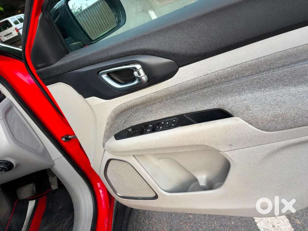 Jeep Compass 1.4 Longitude (o) Petrol Dct, 2021, Petrol