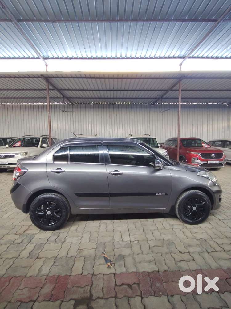 Maruti Suzuki Swift Dzire 1.2 Zxi Bsiv, 2013, Petrol