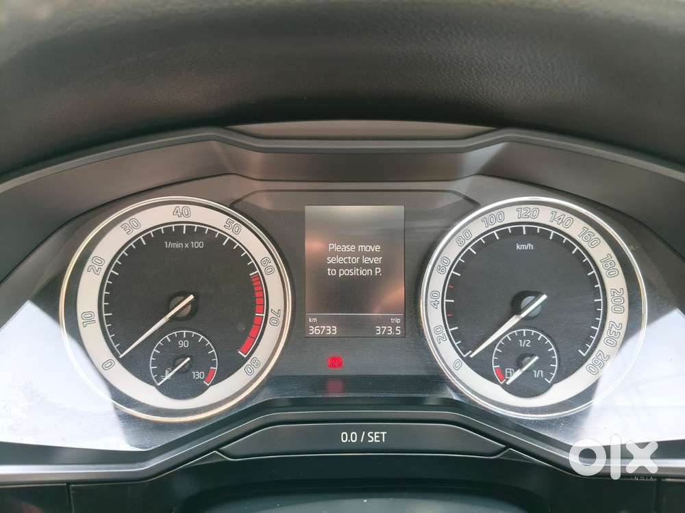 Skoda Superb 2.0 L&k Tsi At, 2020, Petrol